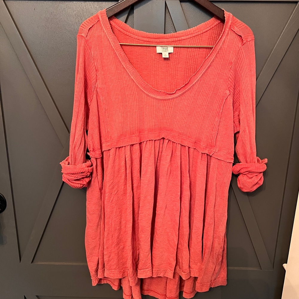 True Craft Women's Coral Tunic Top